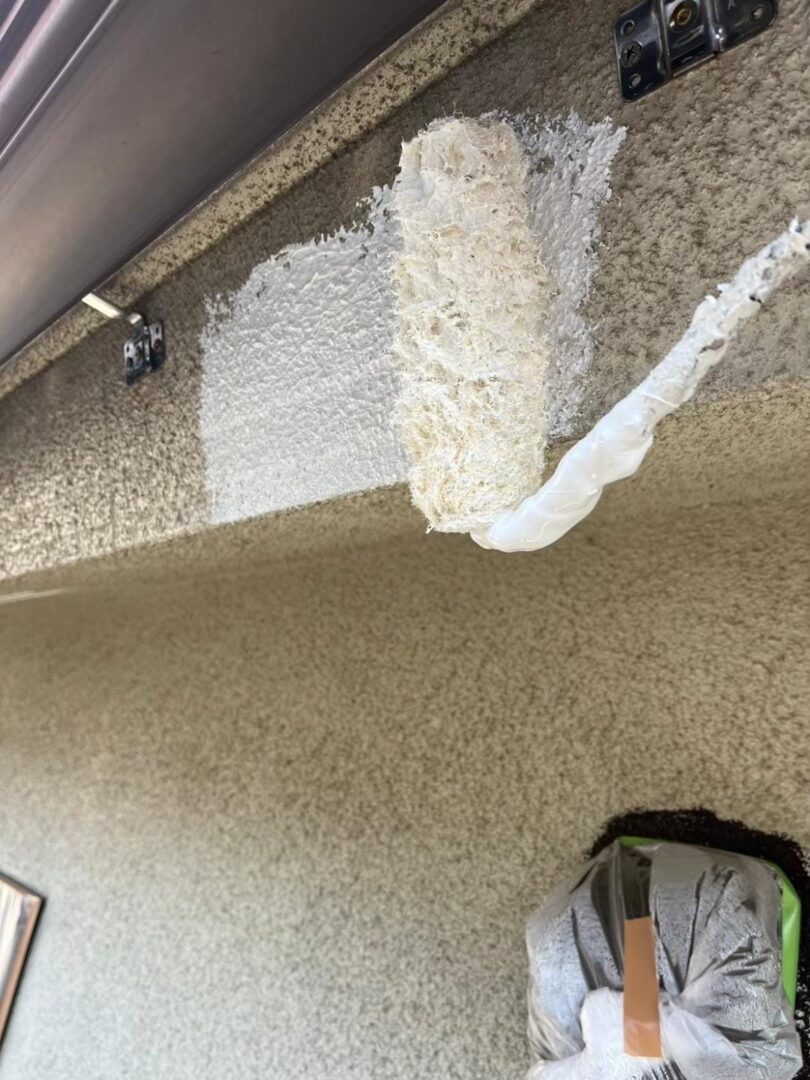 付帯部 破風 下塗り中