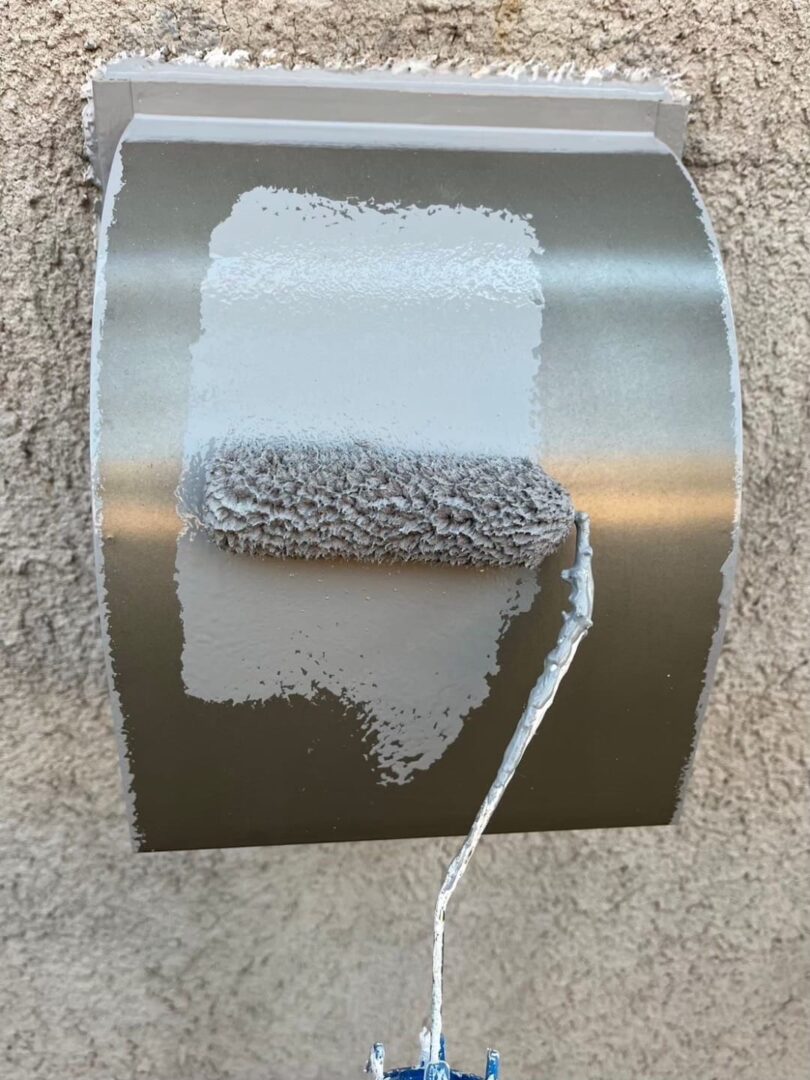 付帯部 換気フード 錆止め中