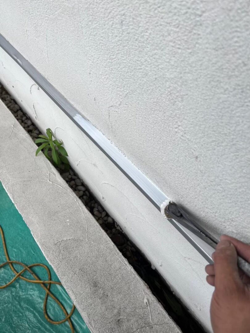 付帯部 水切り 中塗り中