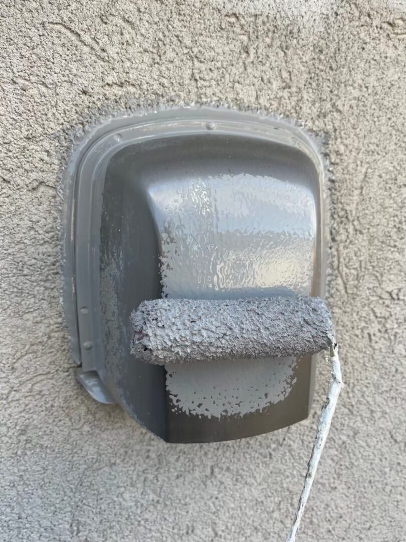 付帯部 換気フード 中塗り中