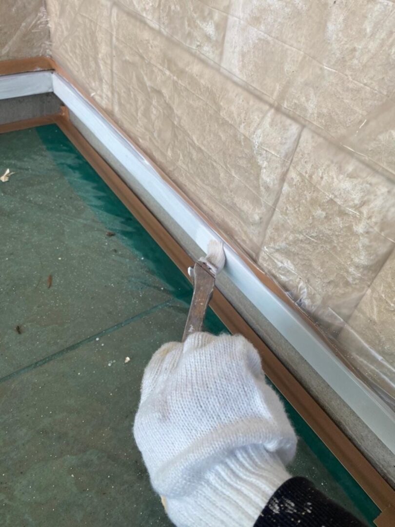 付帯部 水切り 上塗り中